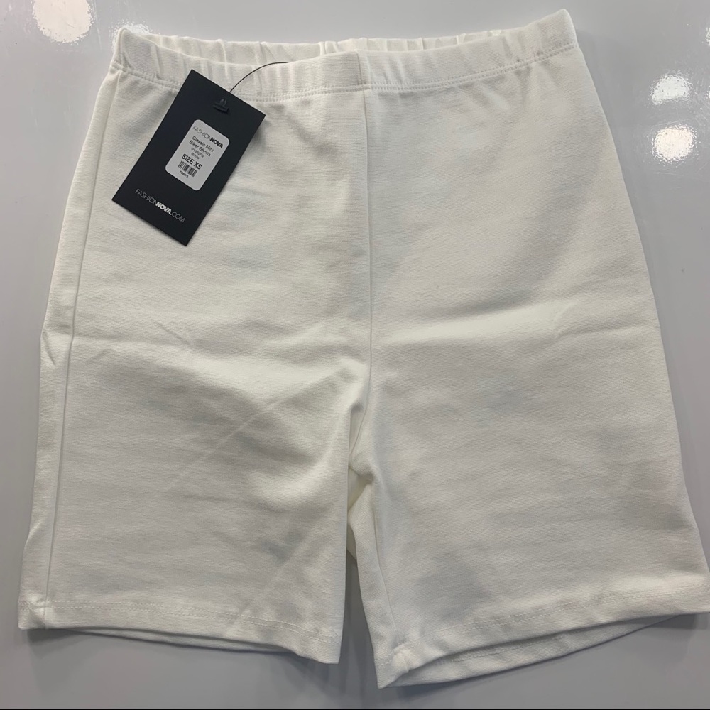 Classic Mini Biker Shorts🤍